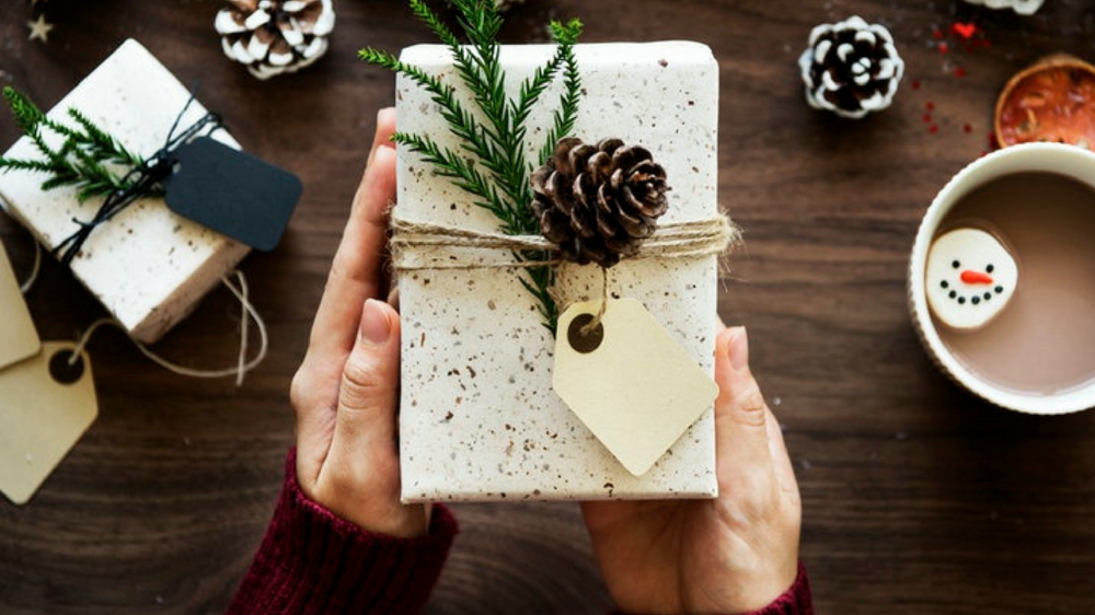 How to Give Back During the Holidays